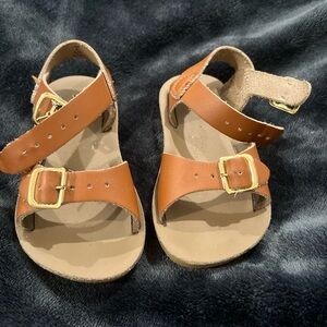 Sun Sans Sea Wees brown sandals size 6 GUC